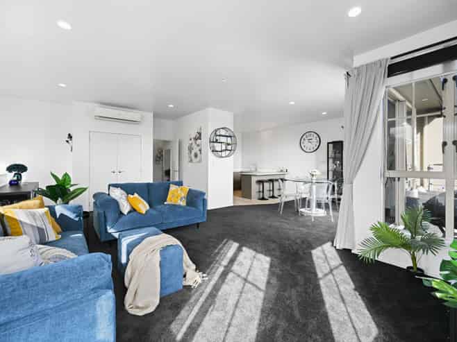 1 Blue Cedar Lane, Enderley