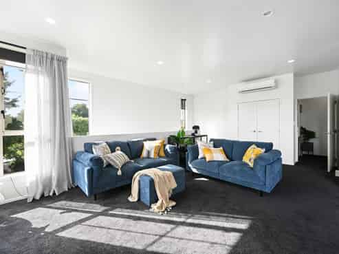 1 Blue Cedar Lane, Enderley