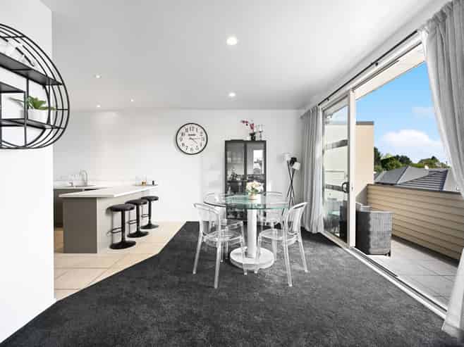 1 Blue Cedar Lane, Enderley