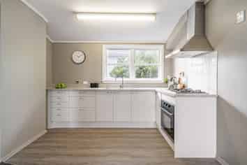 1/21 Randwick Crescent, Moera