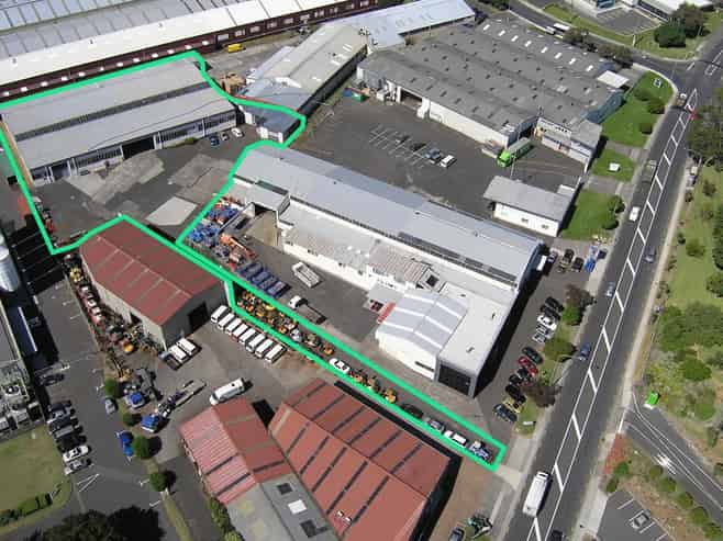 CBRE | Affordable Warehouse with Dual Access