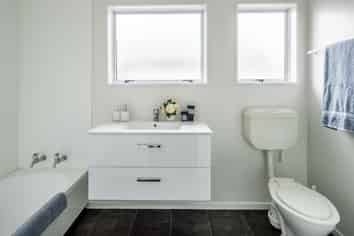 305A  Oxford Terrace, Avalon