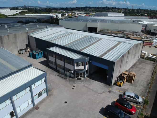 918sqm Warehouse with Container Capability