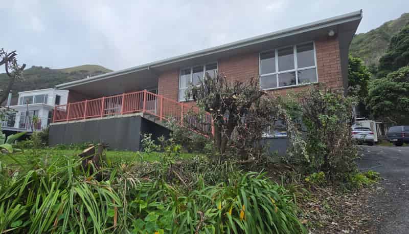 18 Makorori Beach Road, Makorori