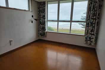 18 Makorori Beach Road, Makorori