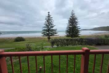 18 Makorori Beach Road, Makorori