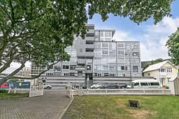 2/43 Mulgrave Street, Thorndon