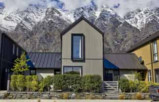 9 McGibbon Lane, Jacks Point