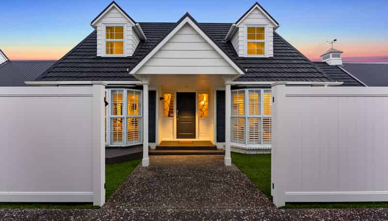 2/15 Saltburn Road, Milford