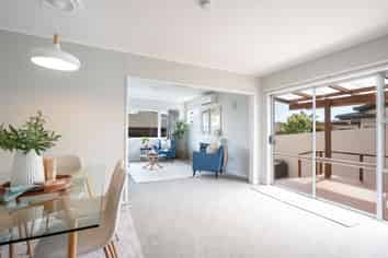 33 Andrew Street, Stoke