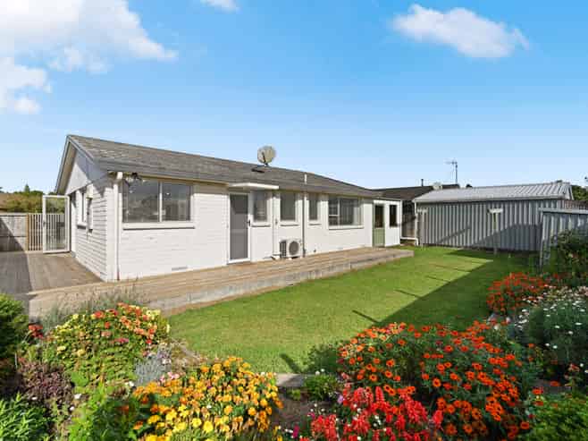 13B Sandalwood Drive, Dinsdale