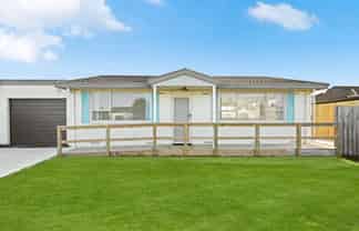 13B Sandalwood Drive, Dinsdale