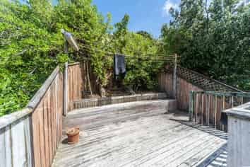 126A The Parade, Island Bay