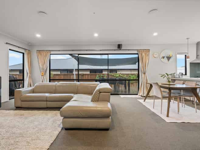 9 Waikai Close, Ruakura