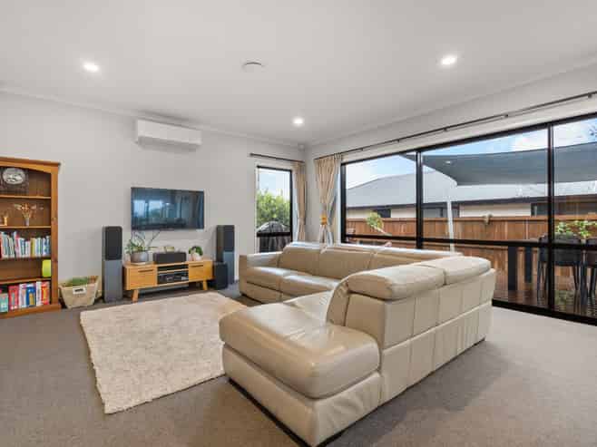 9 Waikai Close, Ruakura