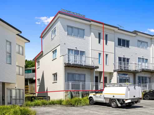 592H Whangaparaoa Road, Stanmore Bay