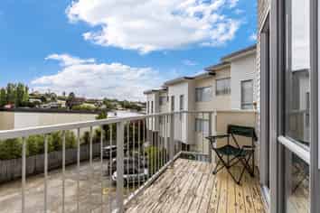 592H Whangaparaoa Road, Stanmore Bay