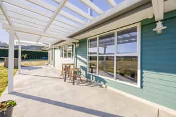 742b River Road, Otane