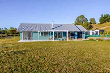 742b River Road, Otane