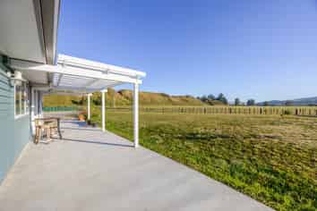 742b River Road, Otane