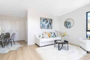 2/ Selago Place, Manurewa