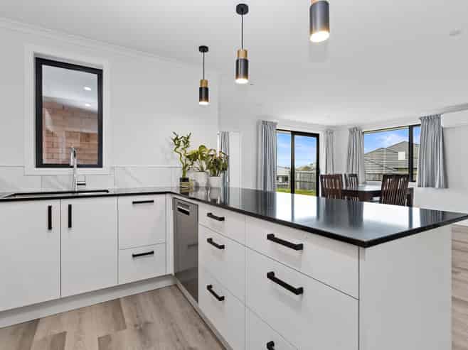 8 Waitihi Way, Rototuna