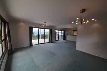 17 Tinopai Drive, Omokoroa