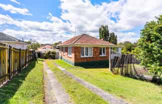 42 Coxhead Road, Manurewa