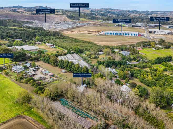 80 Drury Hills Road, Drury