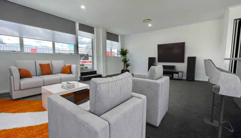 2/920 Victoria Street, Hamilton Central