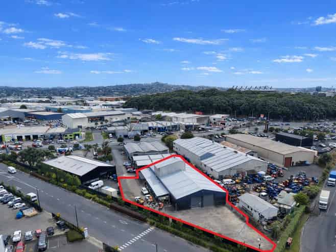 250A Power Supply & Secure Yard on Neilson 