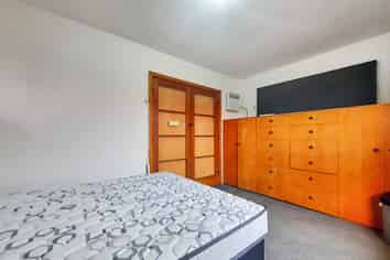 45 Hands Road, Middleton