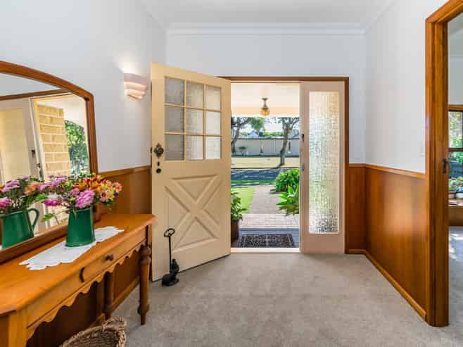 73 Nimmo Avenue East, Waikanae