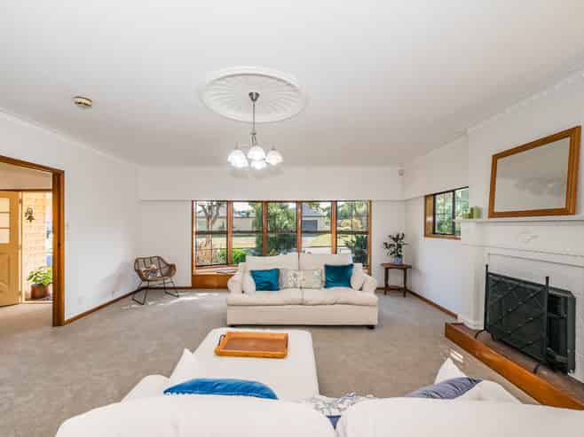 73 Nimmo Avenue East, Waikanae