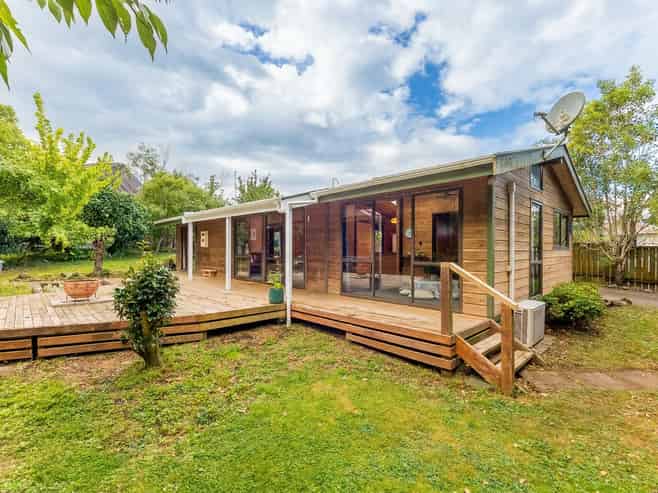 16 Lupin Road, Otaki