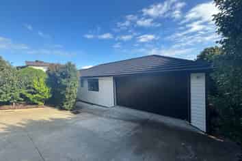 18 Tawhana Crescent, Red Beach