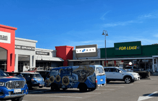 High‑Profile Large‑Format Retail in HomeZone Centre