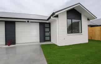 2/8A Rutherford Street, Chartwell