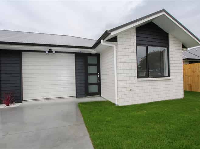 2/8A Rutherford Street, Chartwell