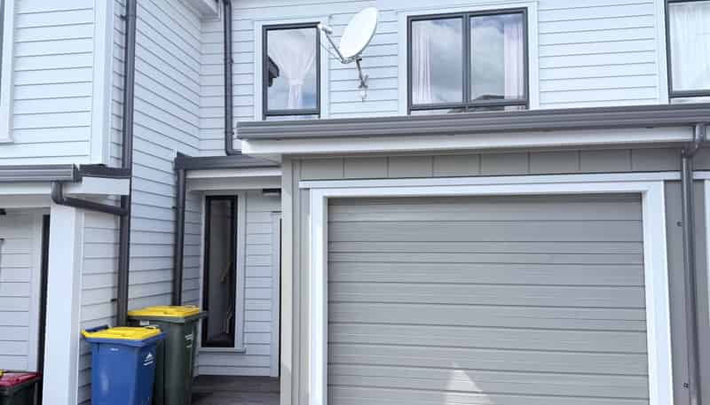 10/ Georgia Terrace, Albany