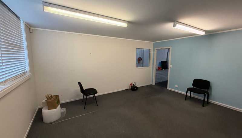 9 Crum Avenue, New Lynn