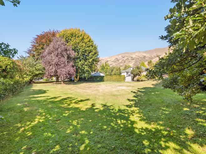 18 Heuchan Lane, Wanaka