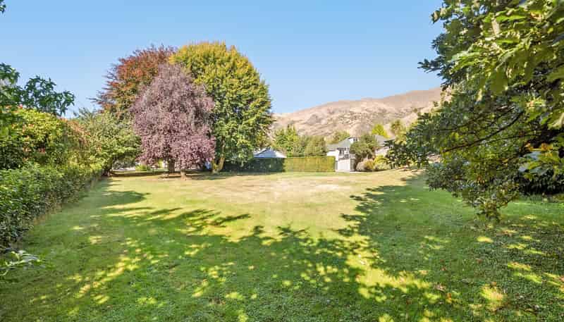 18 Heuchan Lane, Wanaka