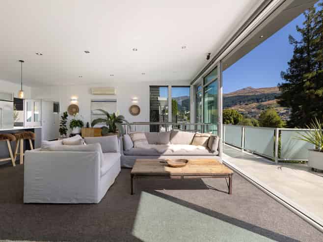 18A Loop Road, Kelvin Heights