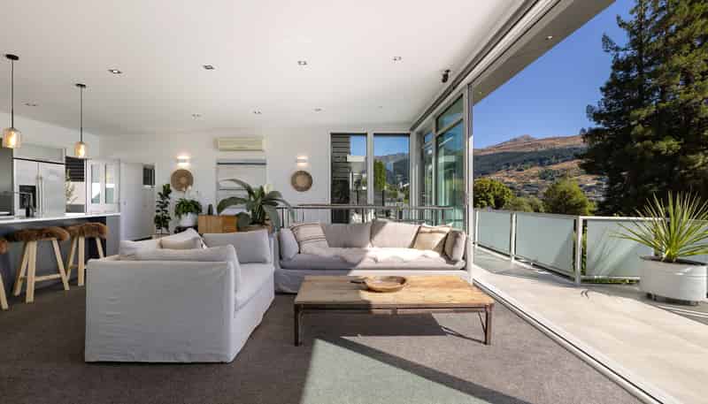 18A Loop Road, Kelvin Heights