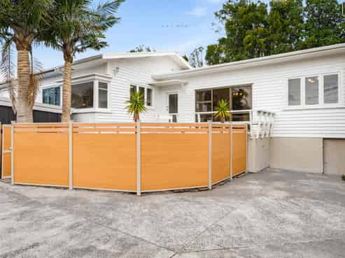 99a Selwyn Avenue, Mission Bay