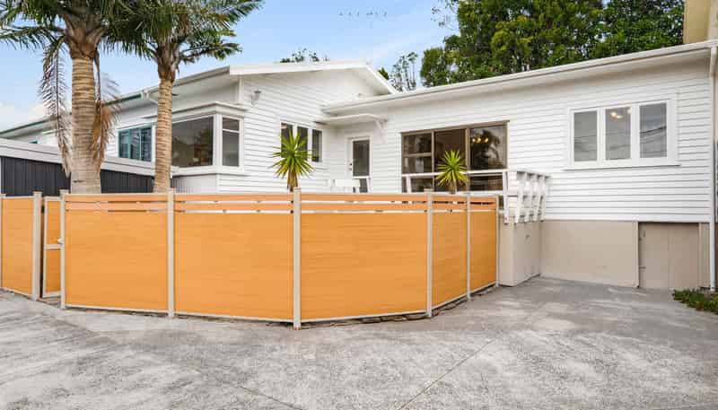 99a Selwyn Avenue, Mission Bay