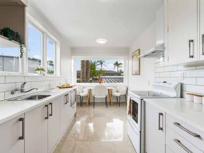 99a Selwyn Avenue, Mission Bay