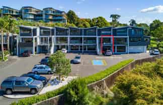 Good size, great location!