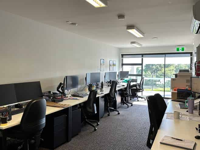 Good size, great location!